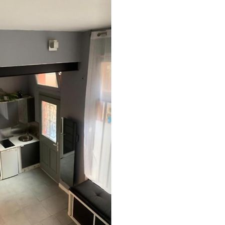 דירות פריז Spacious Bright Split Level Flat In The Fashionable Marais מראה חיצוני תמונה